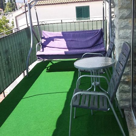 Apartman Julienne Kaštela Esterno foto